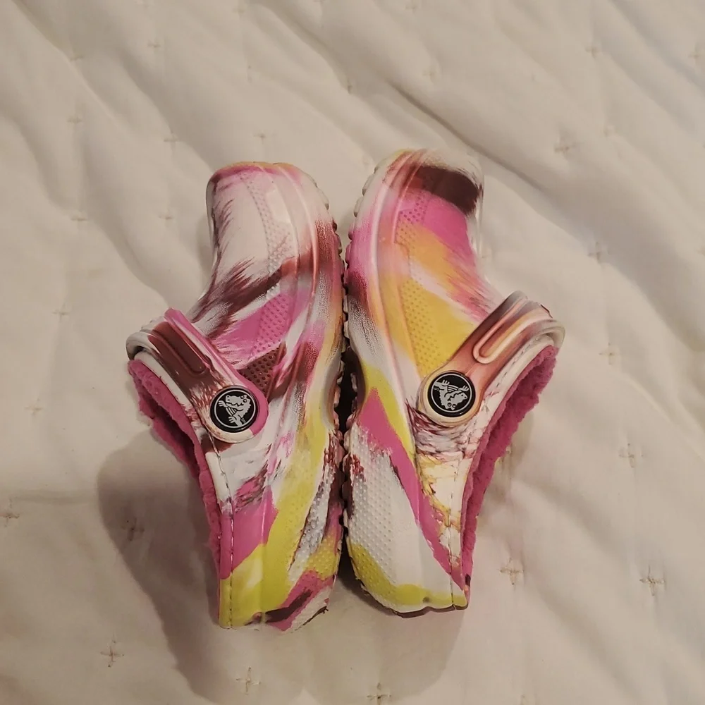 CROCS Pink and Yellow Sandals with Whimsical Design (31)
